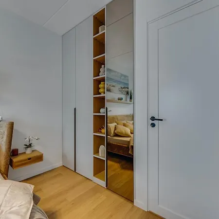 Premium With Sea View & Free Parking Apartment